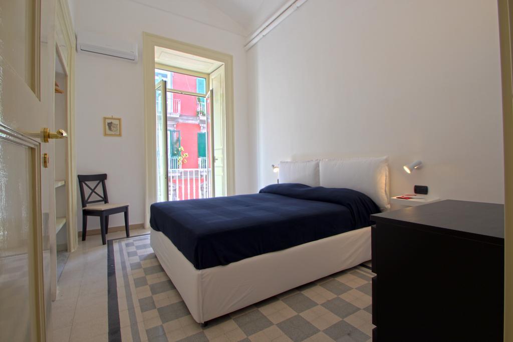 Casa Dante - Historic Apartment In The Perfect Naples Location Exteriör bild