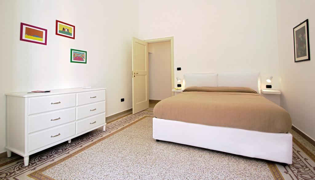 Casa Dante - Historic Apartment In The Perfect Naples Location Exteriör bild