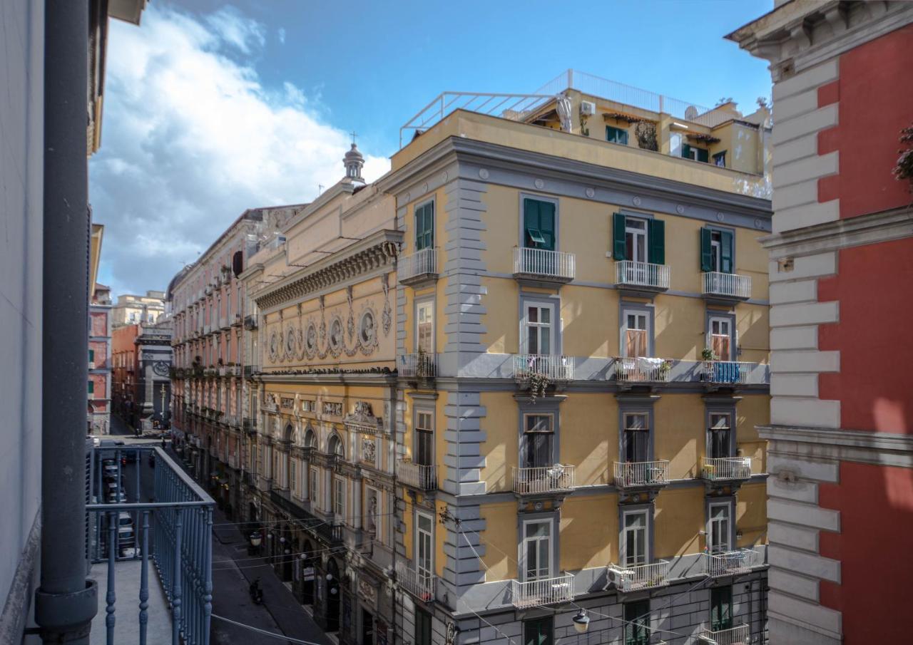 Casa Dante - Historic Apartment In The Perfect Naples Location Exteriör bild