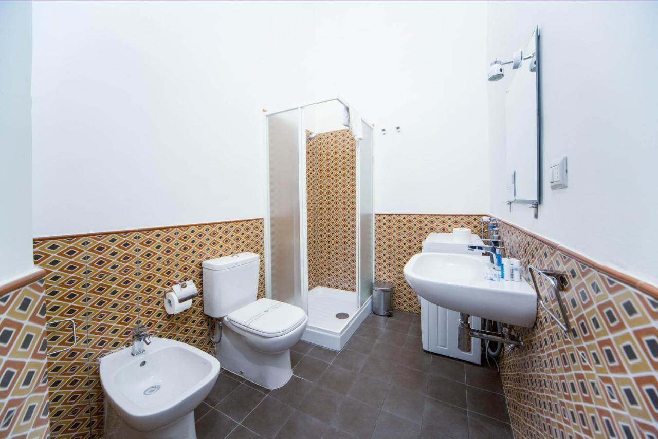 Casa Dante - Historic Apartment In The Perfect Naples Location Exteriör bild