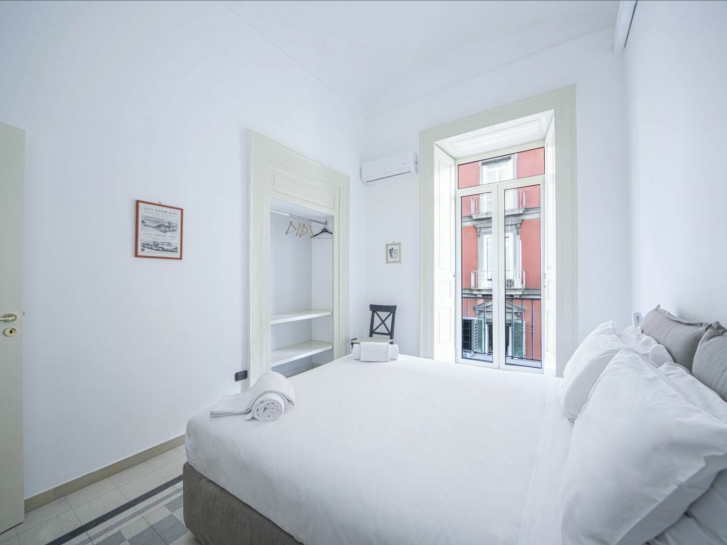 Casa Dante - Historic Apartment In The Perfect Naples Location Exteriör bild